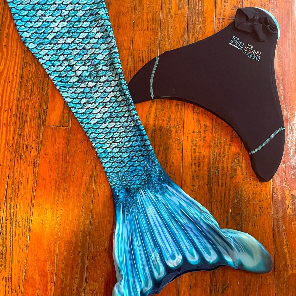 Fin Fun Reinforced Mermaid Tail Monofin Included